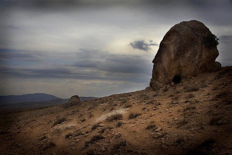 сирия, маалюля, скалы, камни Страж пустыниphoto preview
