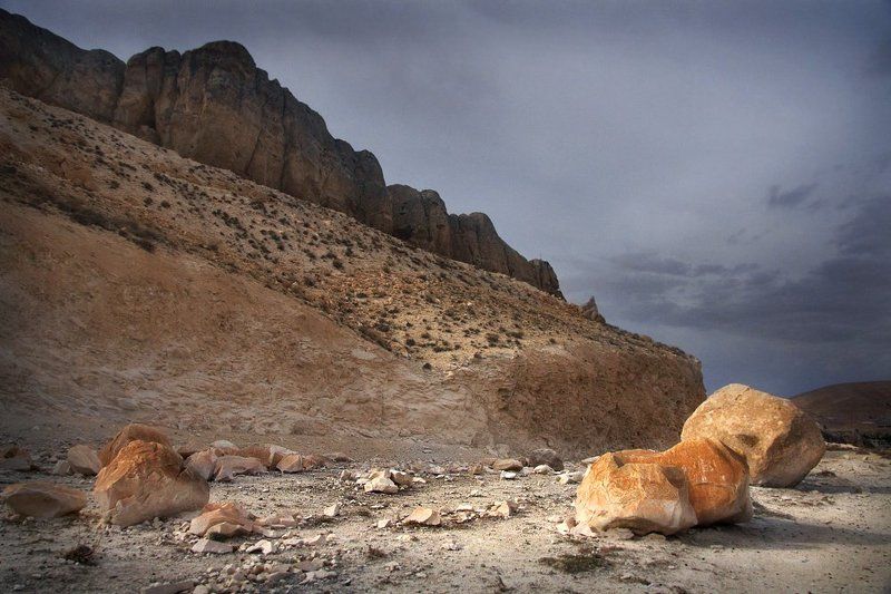 сирия, маалюля, скалы, камни На Арамейских высотахphoto preview