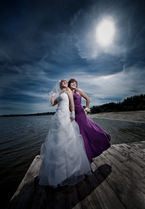 девушки, свадьба, модели, небо, пирс, вода photo preview