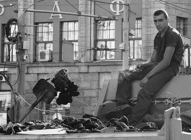 тяжёлые будниphoto preview