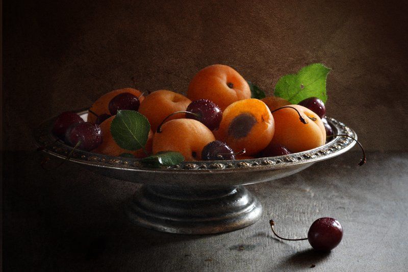 абрикосы, черешня *photo preview