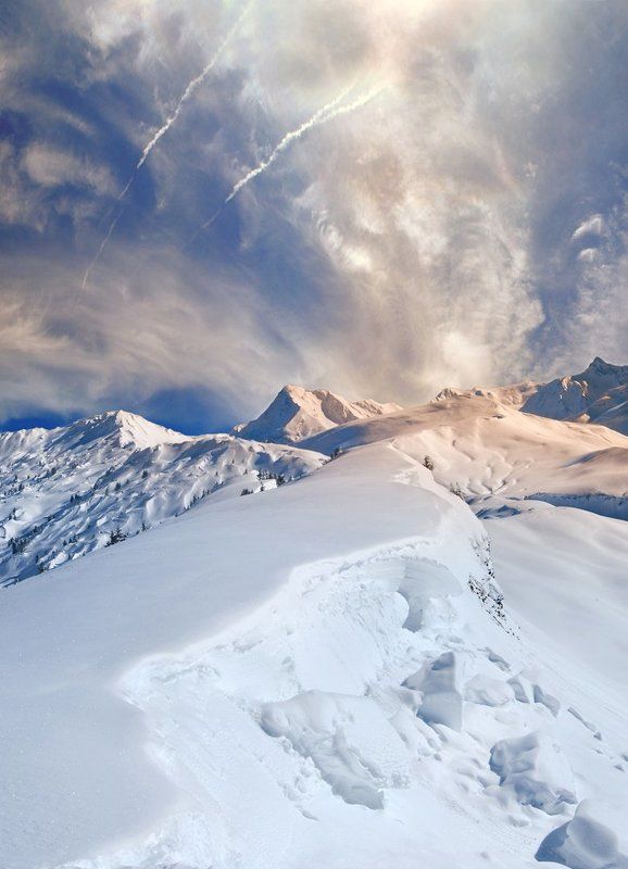 рассвет, траверс, чегет Тропинка в облакаphoto preview