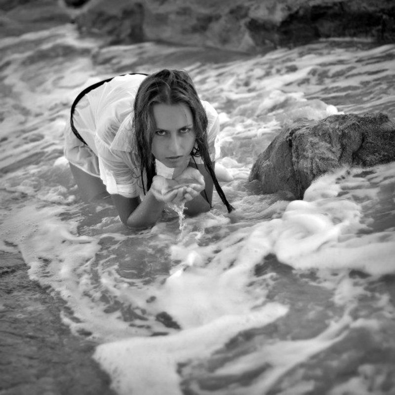 девушка, вода, океан, жажда Thirstyphoto preview