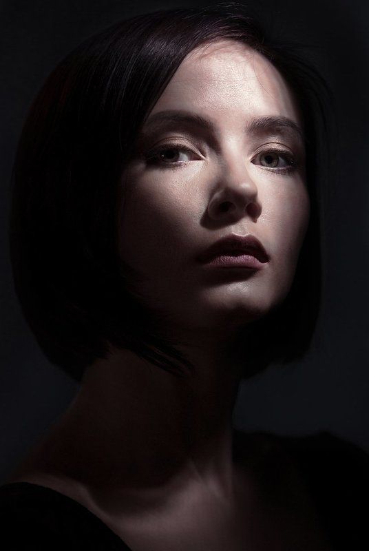 портрет, классический, студийный, гламур, крупный план, взгляд, девушка, art work, fine art, davydov, beauty, романтический, ретро, низкая тональность, жёсткий свет, свето-тень, арт портрет, девушка, * * *photo preview