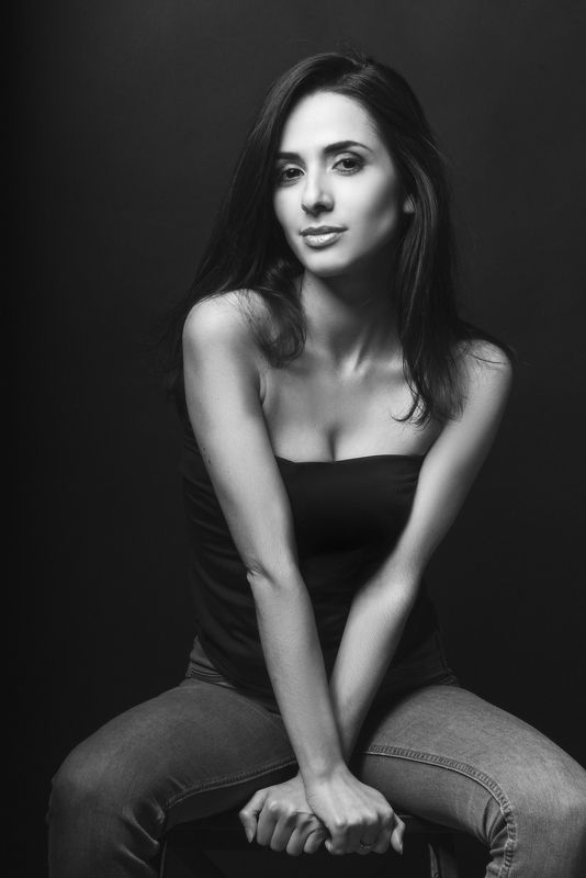 портрет, девушка, черно-белый, студия, модель armenian girlphoto preview