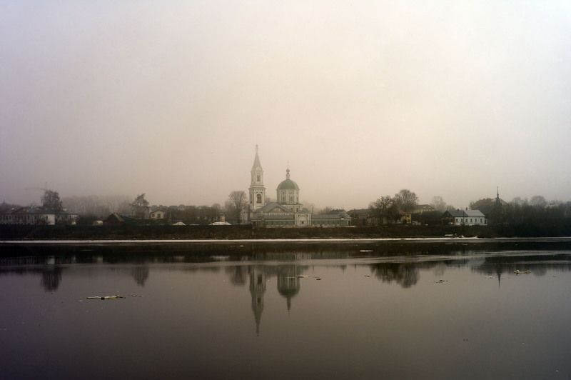 Пейзаж Туман Тверь река волга цероквь храм Екатериновская церковь  Тверьphoto preview