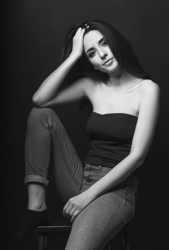 портрет, девушка, черно-белый, студия, модель Lilitphoto preview