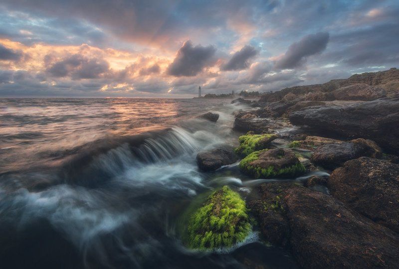 крым, море, пейзаж, маяк, шторм, пейзаж, ландшафт, романтика, россия, лето, камни, облака, небо, путешествия, отдых, гармония, вдохновение Морская романтикаphoto preview