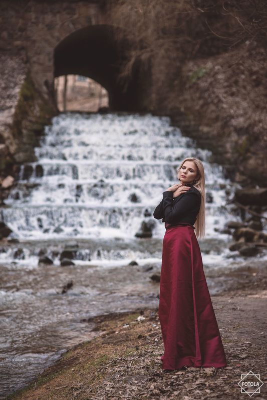 portrait, portraiture, fashion, outdoors photo preview