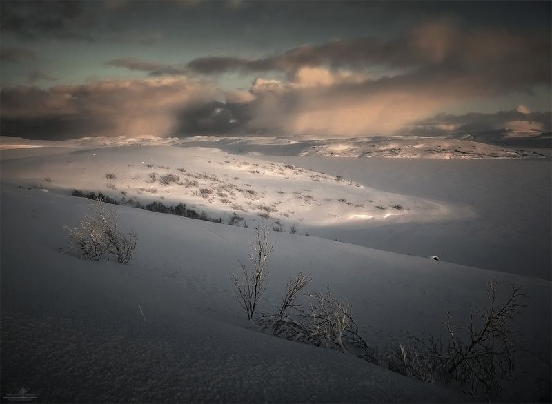 россия, териберка Про светопись бескрайней пустыни севераphoto preview
