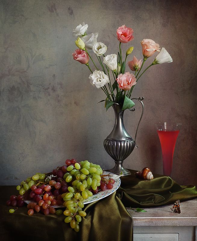 цветы, фрукты, виноград, вино, бабочка, ракушка, цветы, букет ///photo preview