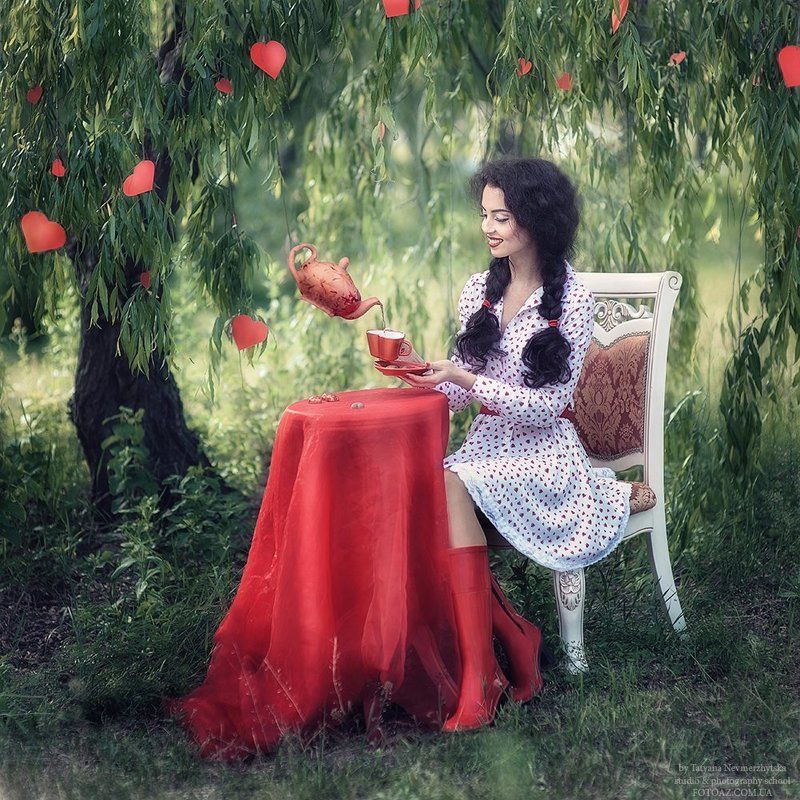 Ты будешь чай с мёдом или сахаром? Я буду чай с тобой...photo preview