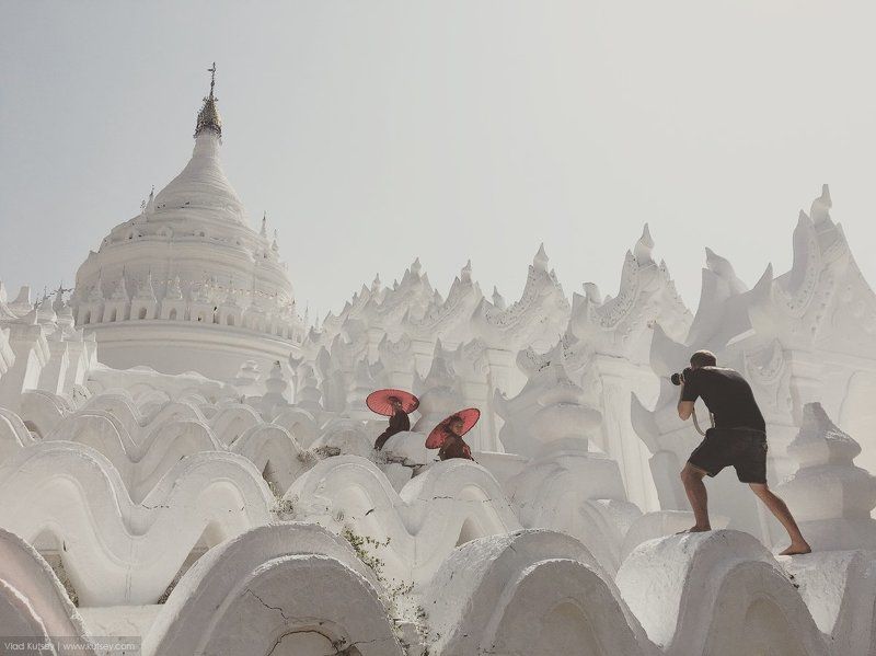 photographer,бирма,монахи,пагода,сьемка,фотограф,храм,мьянма,asia,myanmar,burma,mingun,mandalay,monks,pagoda,белыйхрам,hsinbyume_pagoda,hsinbyume Behind the scenesphoto preview