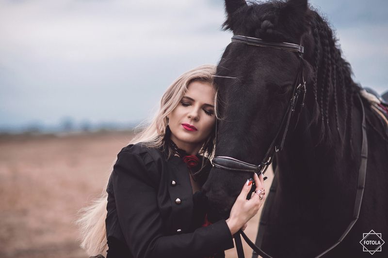 portrait, portraiture, fashion, outdoors photo preview