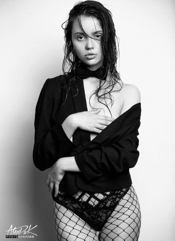 Angelinaphoto preview