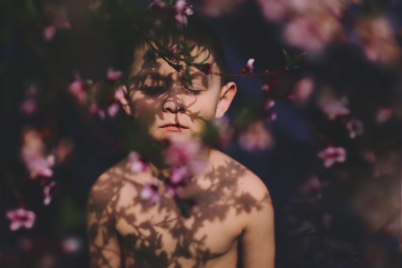 портрет, детская Когда персик цвететphoto preview