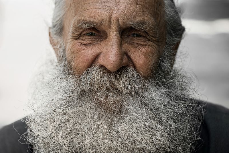 Нищий старикphoto preview