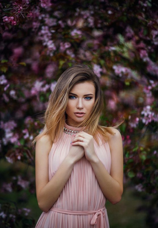 #portrait #beautiful #model #russia #moscow # #canon #sigma #natural #light #портретарт #модель #portrait #art  Dariaphoto preview