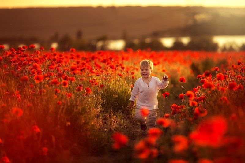 портрет семья дети ребенок Алая сказкаphoto preview