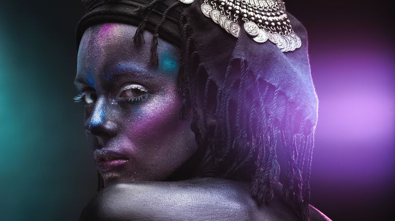 #make-up #beauty #model #handkerchie #costume #paint #paint #gloss #dark #black #night #goddess Нюктаphoto preview