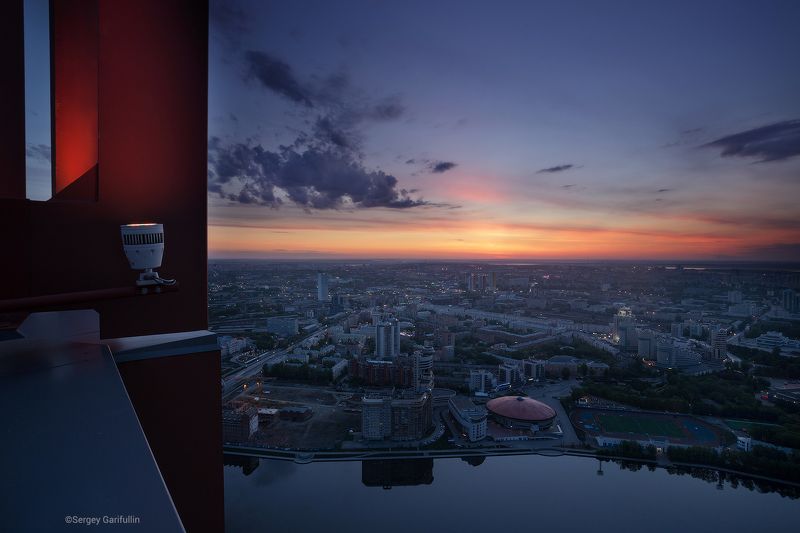 Ектеринбург, Урал, Башня Исеть, город 5 минут до восхода над Екатеринбургомphoto preview