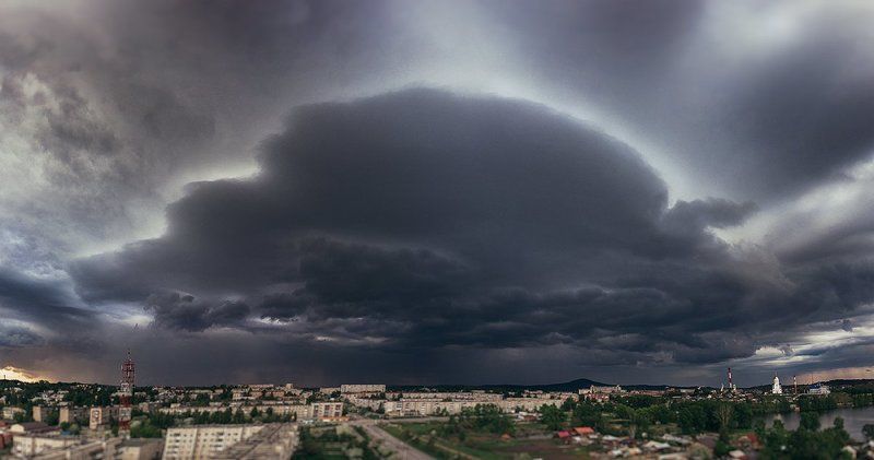 грозовой фронт на Уралеphoto preview