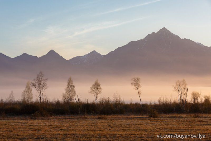 Туманное утро в Саянахphoto preview