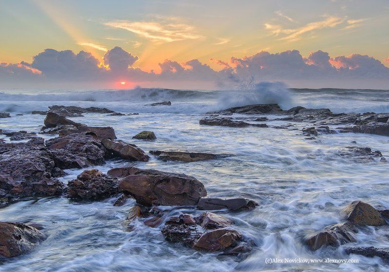 Радужный пляжphoto preview