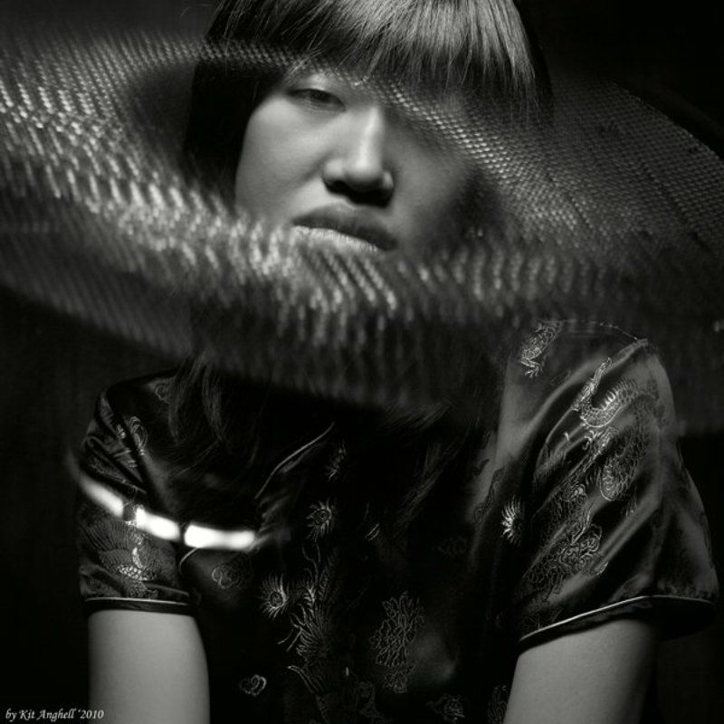 Девушка, которая спасает кошек!photo preview