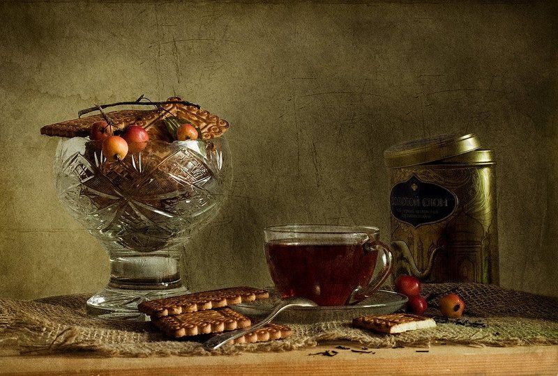 Чай с печеньемphoto preview