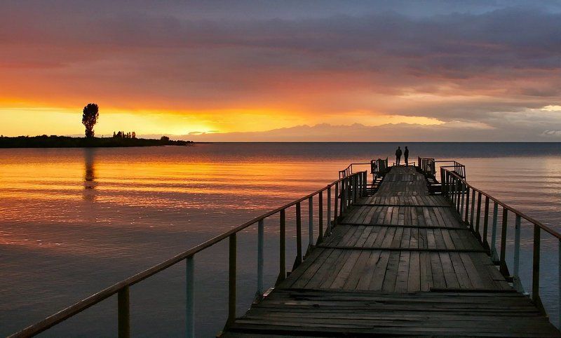 озеро, вечер, закат, разговор вечерний разговор (вариант)photo preview