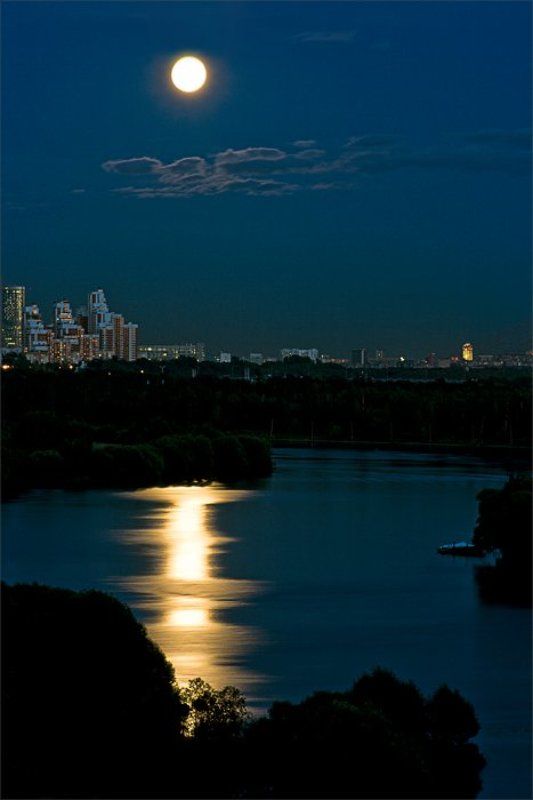 ночной, город, москва, луна, лунная, дорожка, река, отражение ночные зарисовкиphoto preview