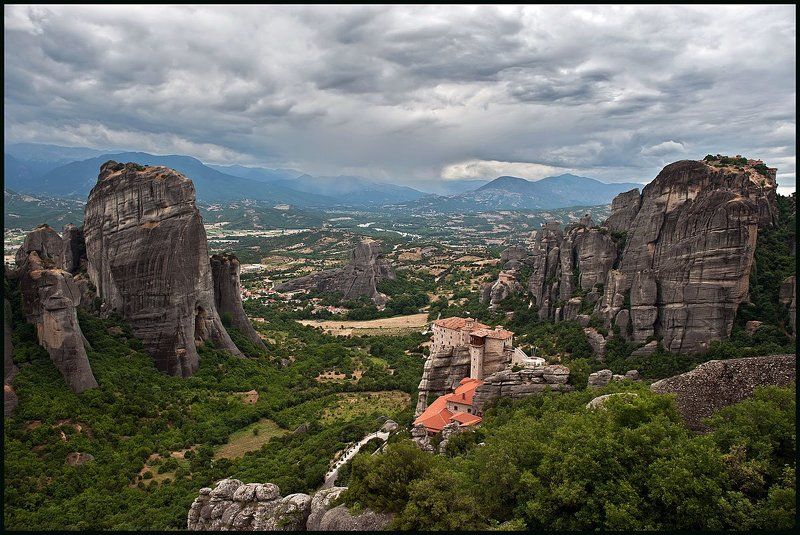 греция, метеоры, монастыри Метеоры, монастыри на скалах.photo preview