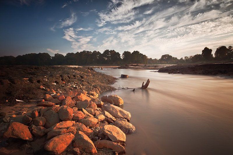 on the other side...photo preview