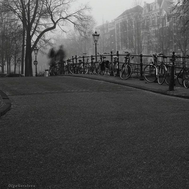 амстердам, город, фото, чб, голландия двое в городе фото превью