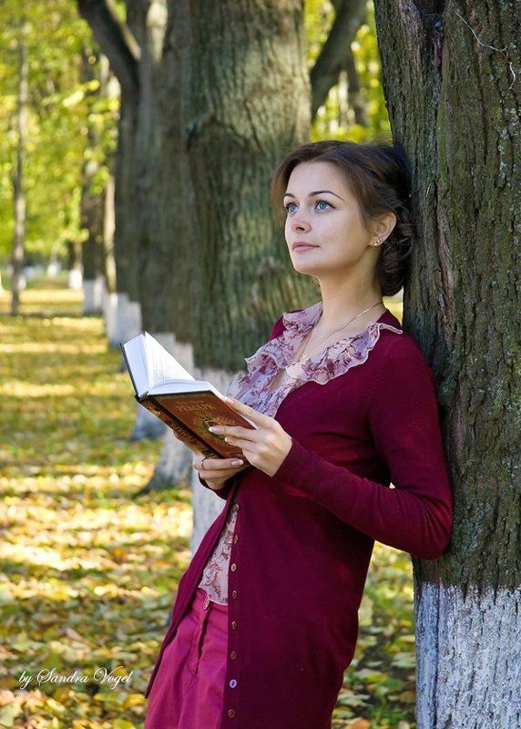 сыграть, роль, книга, осень, девушка, роман, осень Сыграть рольphoto preview