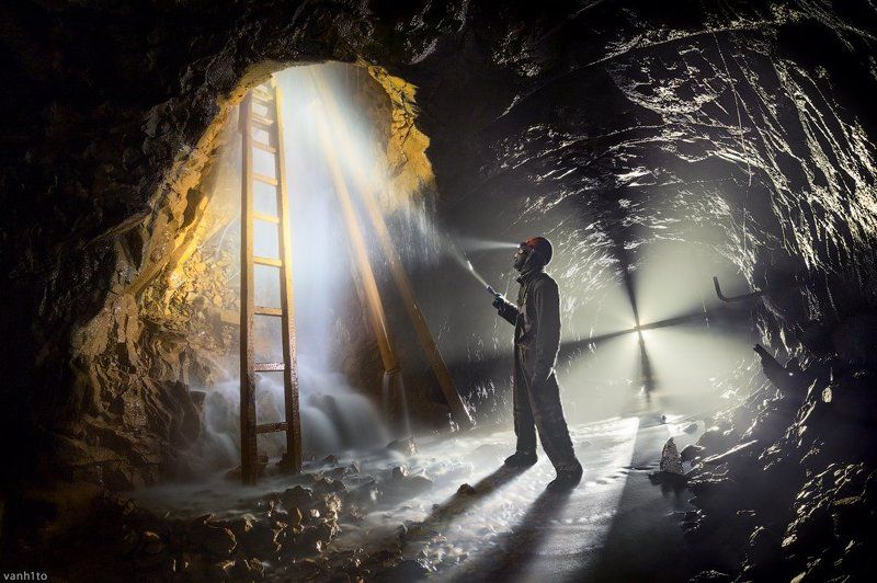 underground, digg, dark Шахта не терпит слабаковphoto preview