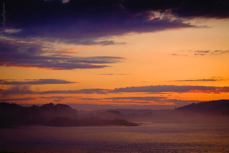 fujifilm, x-m1, fujinon 16-50mm f/3.5-5.6, гелиос-44м, мс юпитер-37а, туман, река, поляна, закат, вечер, небо, томь, акколь, лес, тайга Немного тумана на закатеphoto preview