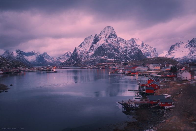 Lofoten Islands. Reinephoto preview