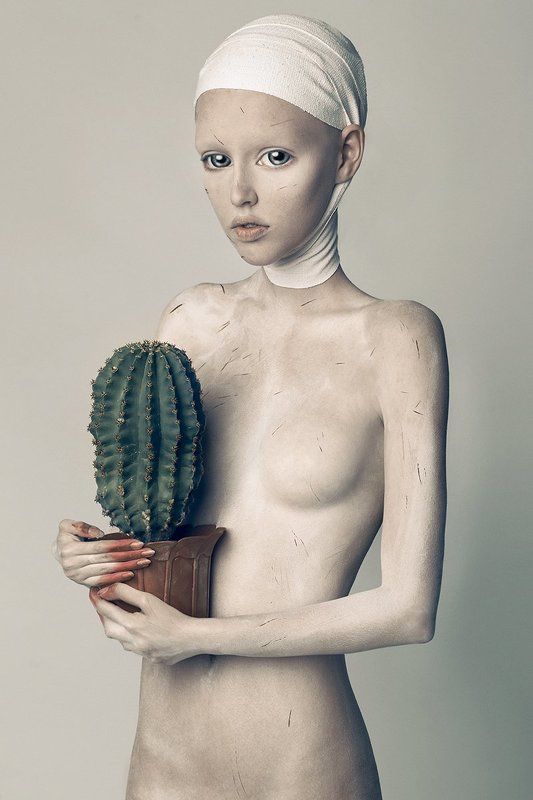 Alien Sashaphoto preview