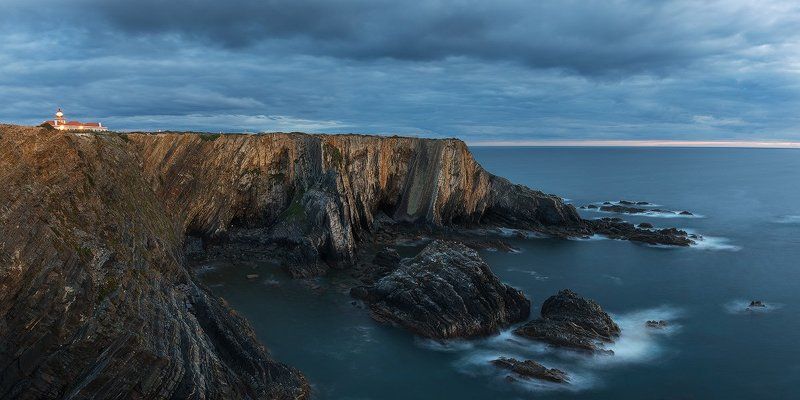 lighthouse, маяк, португалия Cabo Sardao lighthousephoto preview