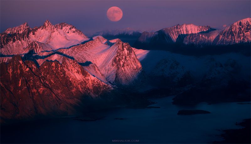 Full moonphoto preview