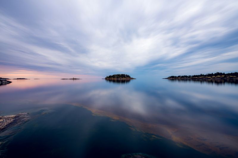 карелия, Ладога, озеро, отражение, ночь, облака, шхеры Ночь на Ладожском озереphoto preview