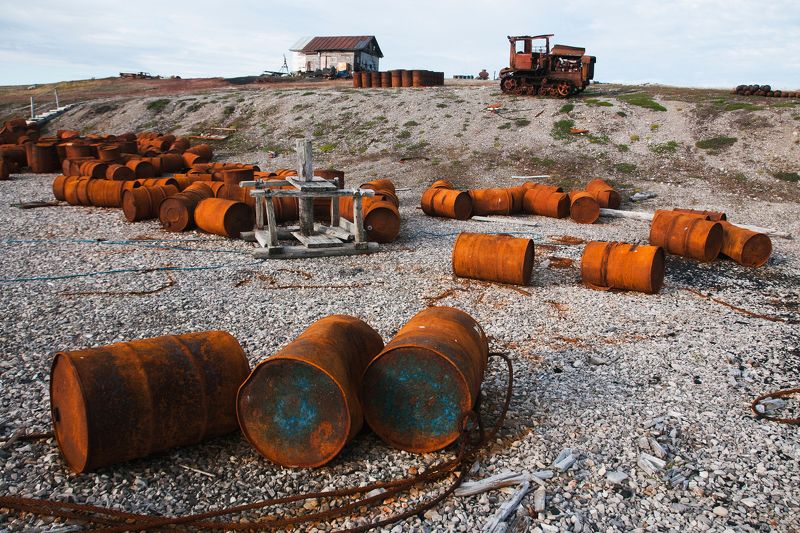 арктический хлам Арктический мусорphoto preview