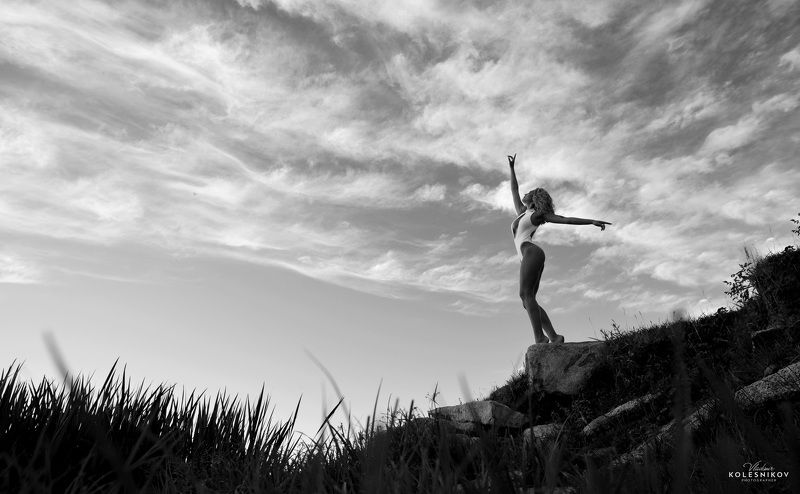 nature, body, black, white Небо надо мнойphoto preview