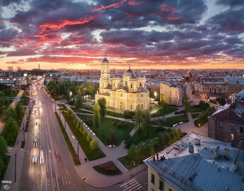 Князь-Владимирский собор, Успенский скверphoto preview