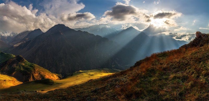 природа, пейзаж, кавказ, горы, весна, вечер, панорама, закат, солнце, небо, облака, свет *****photo preview