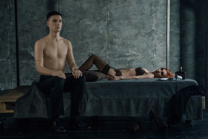 манекен девушка Отношенияphoto preview