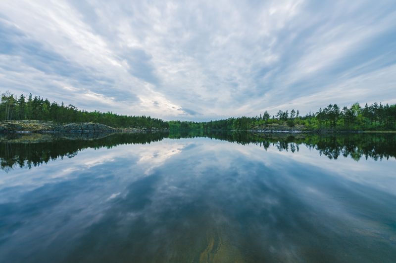 карелия, Ладога, озеро, отражение, ночь, облака, шхеры Ночь на Ладожском озереphoto preview