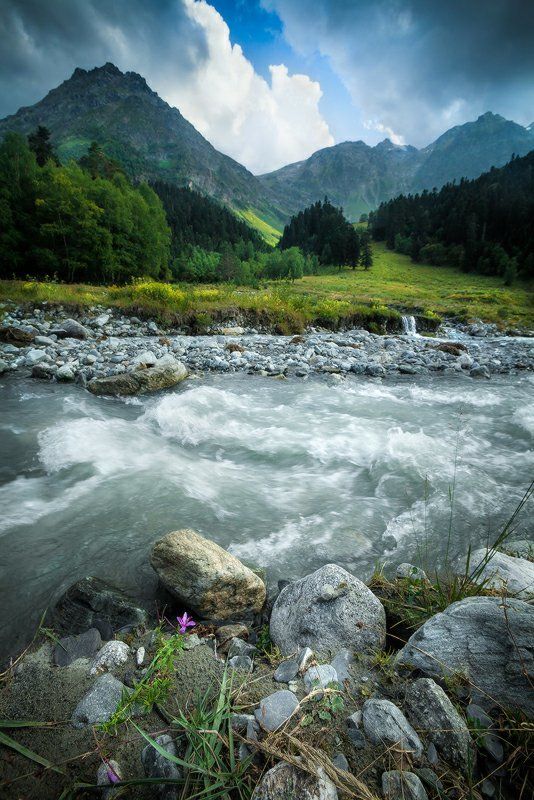 архыз, кавказ, поход, лето Перед ливнем...photo preview